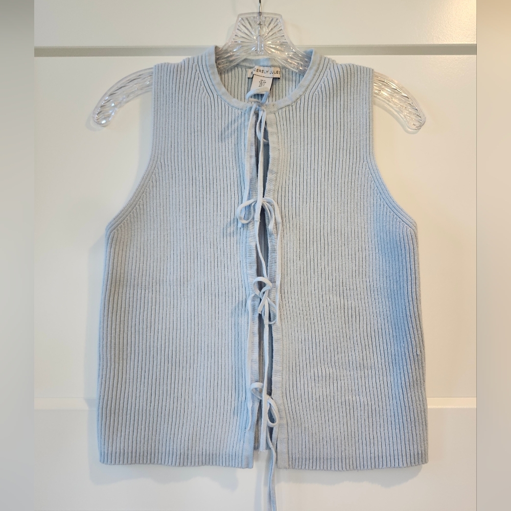 Sincerly Jules Light Blue Knit Tie-Front Vest - Picture 2 of 4